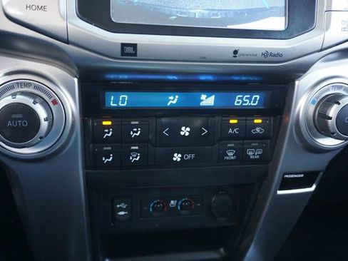 Used 2014 Toyota 4Runner Limited image 14