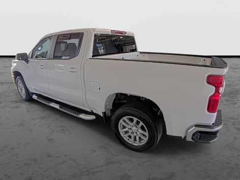 Used 2022 Chevrolet Silverado 1500 LT AWD/4WD image 11