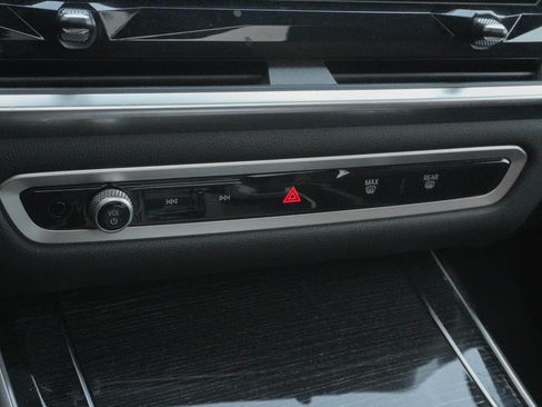 Certified 2026 BMW X7 M60i AWD/4WD image 26