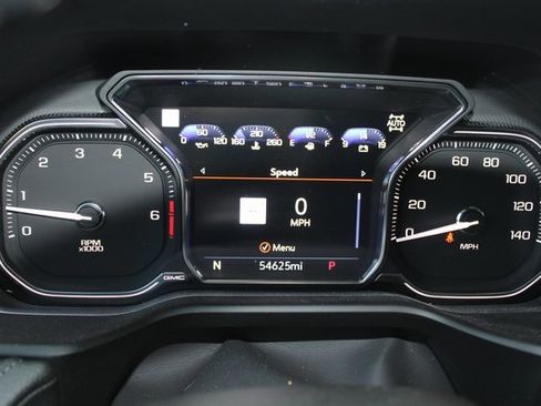 Used 2021 GMC Yukon XL Denali image 11