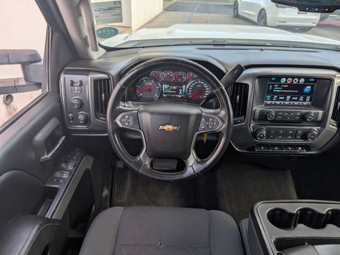 Used 2018 Chevrolet Silverado 2500 LT w/ Z71 Package, Off-Road AWD/4WD image 18