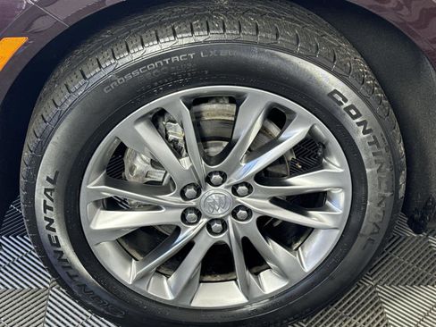 Used 2022 Buick Enclave Avenir w/ Avenir Technology Package image 10