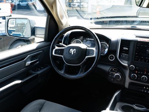 Used 2020 RAM 1500 Big Horn AWD/4WD image 8