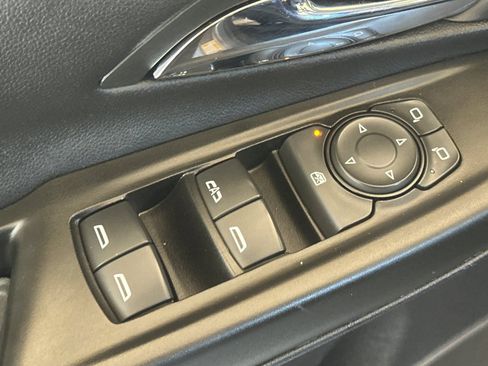 Used 2023 Chevrolet Bolt LT w/ Infotainment Package FWD image 13