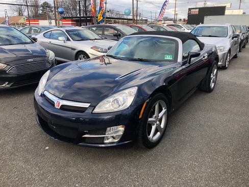 Used 2008 Saturn Sky w/ Premium Trim Package image 1