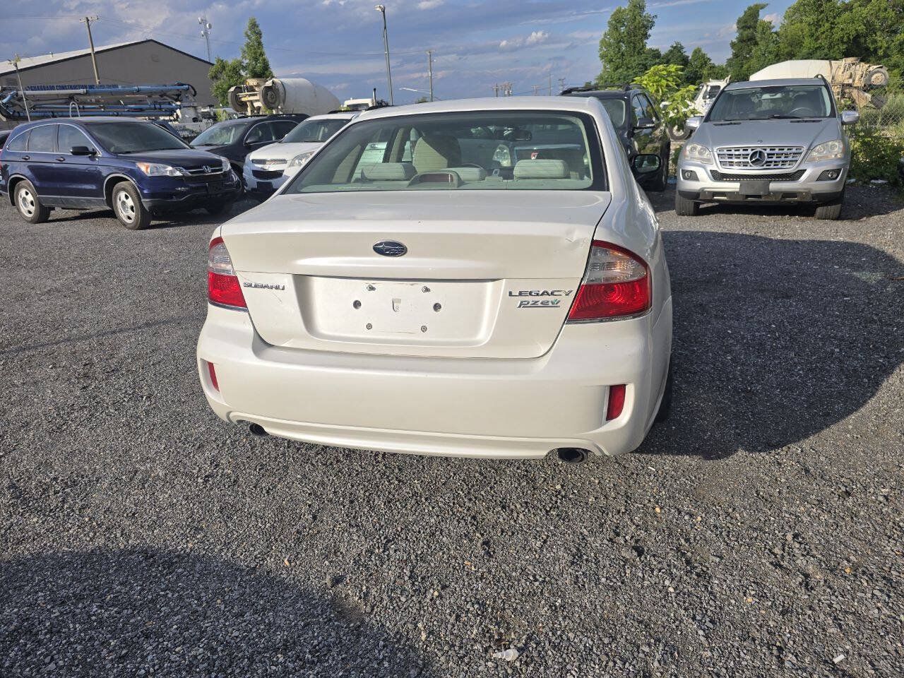 Used 2008 Subaru Legacy 2.5i Special Edition AWD/4WD image 11