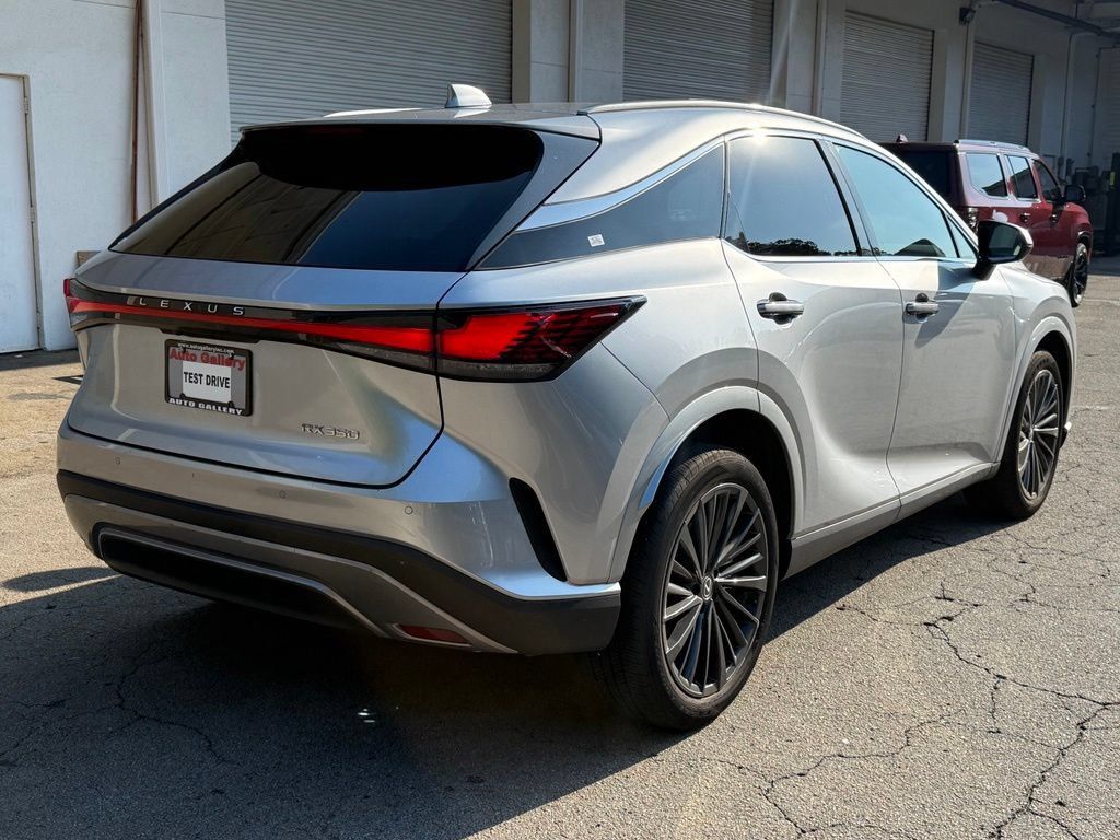 Used 2025 Lexus RX 350 Premium w/ Convenience Package FWD image 7