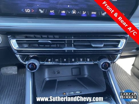 Used 2024 Chevrolet Traverse LT w/ Trailering Package image 34