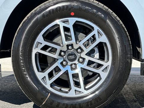 New 2026 Ford Expedition Max Active RWD image 26