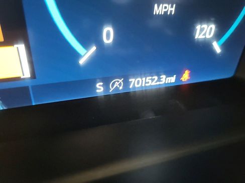 Used 2021 Ford F150 Lariat image 2