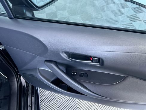 Used 2024 Toyota Corolla LE FWD image 29