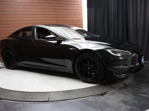 Used 2023 Tesla Model S AWD image 31