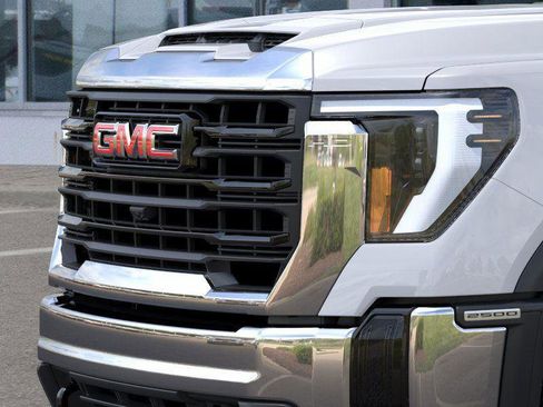 New 2026 GMC Sierra 2500 Pro image 14