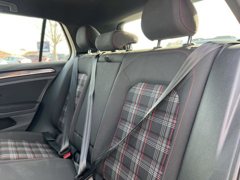 Used 2017 Volkswagen GTI Autobahn image 22