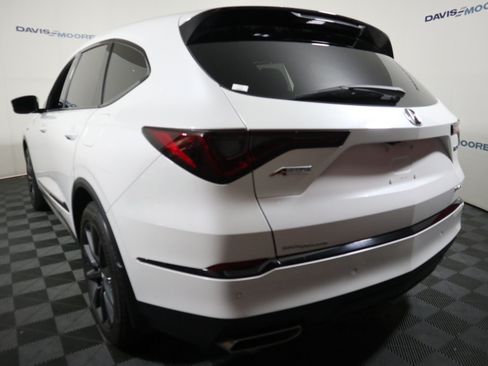 Used 2025 Acura MDX A-Spec AWD/4WD image 9