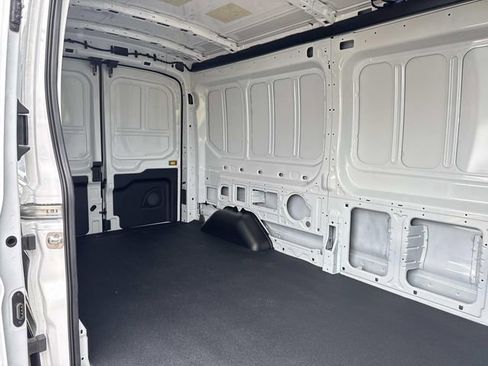 New 2026 Ford Transit 250 148 Medium Roof image 14