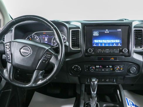 Used 2023 Nissan Frontier SV w/ SV Convenience Package AWD/4WD image 16