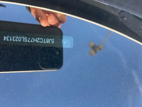 Used 2025 Acura RDX SH-AWD w/ Advance Package image 9