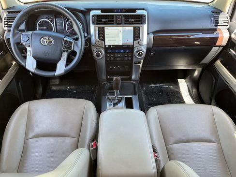 Used 2020 Toyota 4Runner Limited RWD image 9