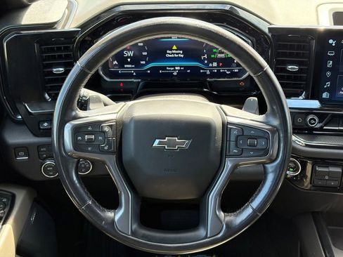 Used 2023 Chevrolet Silverado 1500 ZR2 w/ Technology Package AWD/4WD image 35
