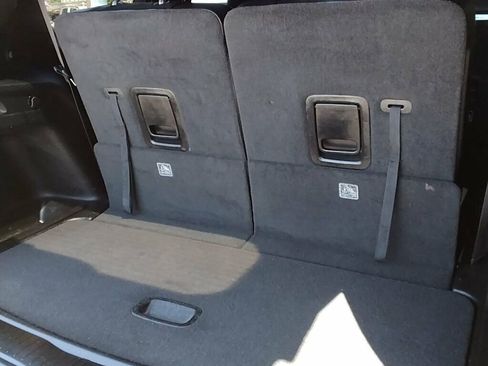 Used 2023 Jeep Grand Cherokee L Laredo RWD image 33
