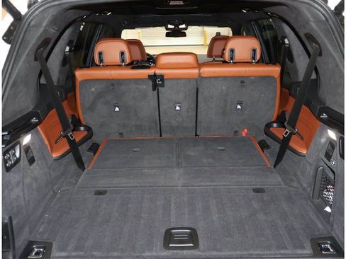 Used 2025 BMW X7 M60i w/ Executive Package AWD/4WD image 8