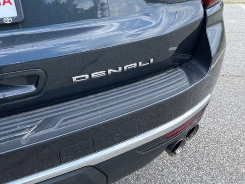 Used 2022 GMC Yukon XL Denali AWD/4WD image 8