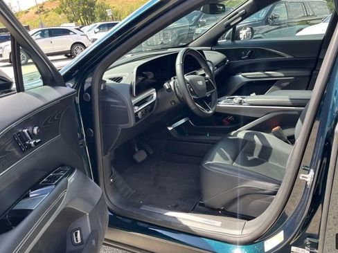 Certified 2024 Cadillac Lyriq Sport AWD/4WD image 2