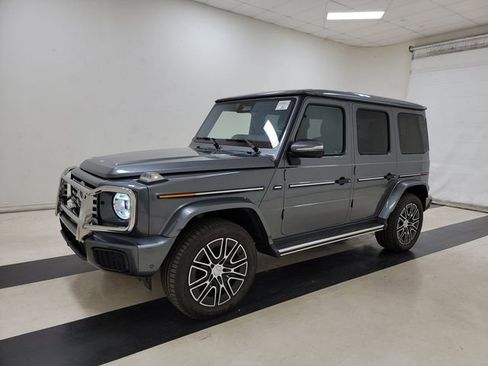 Used 2025 Mercedes-Benz G 550 image 2