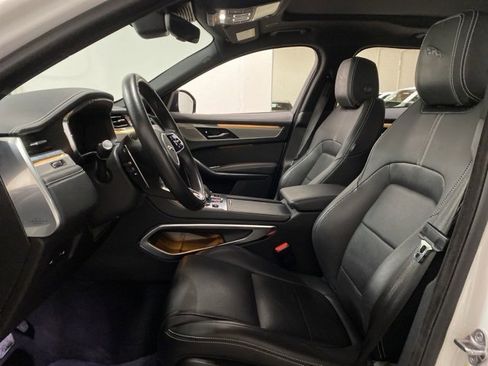 Used 2024 Jaguar F-PACE R-Dynamic S image 17