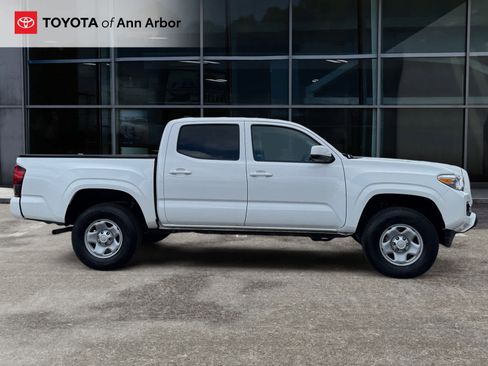 Used 2023 Toyota Tacoma SR image 10