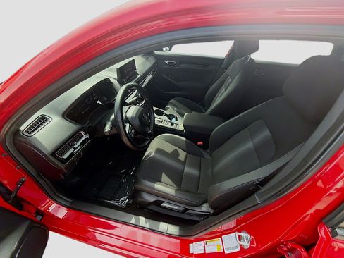 Certified 2025 Honda Civic Sport image 18