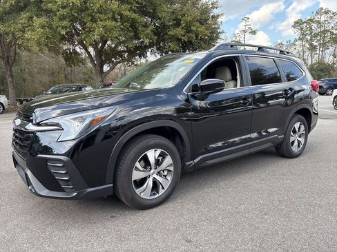 Used 2025 Subaru Ascent Premium image 21