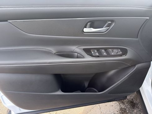 New 2026 Nissan Murano SV image 13