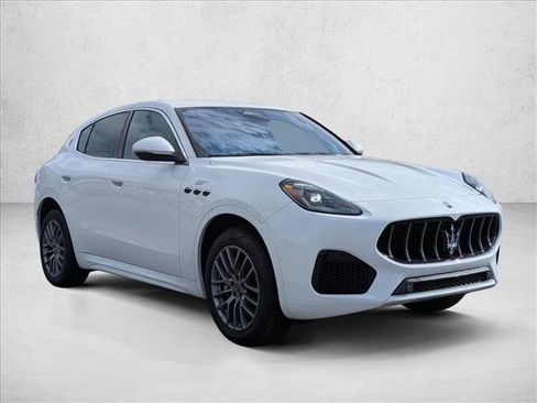 Used 2024 Maserati Grecale GT AWD/4WD image 3