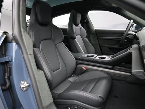 New 2026 Porsche Taycan Turbo S image 32