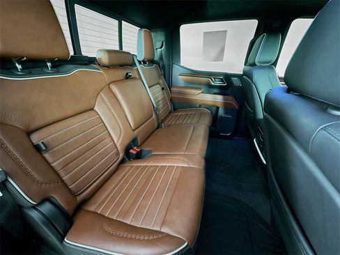 Used 2024 GMC Sierra 1500 Denali Ultimate image 29