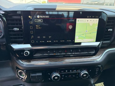 Used 2023 GMC Sierra 1500 Elevation AWD/4WD image 28