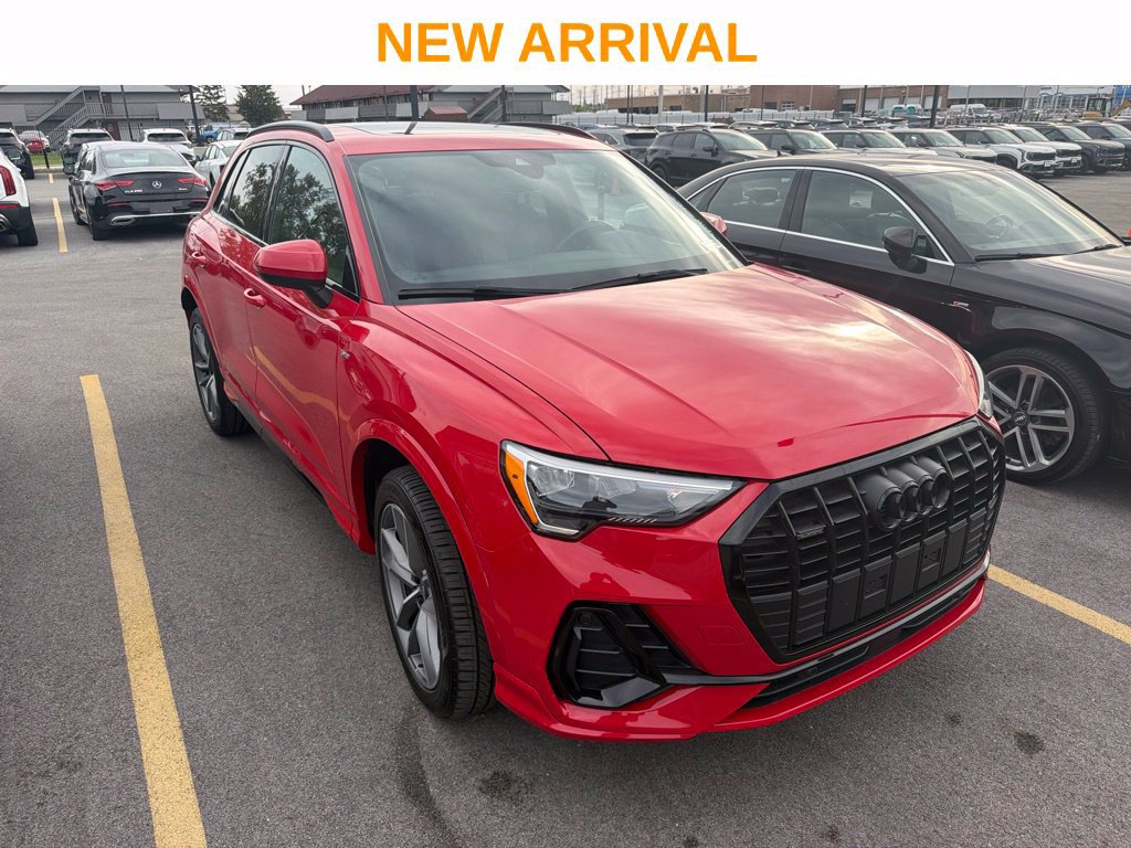 Used 2021 Audi Q3 2.0T Premium w/ Convenience Package AWD/4WD image 1