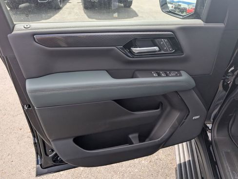 New 2026 GMC Yukon AT4 w/ AT4 Premium Plus Package AWD/4WD image 15