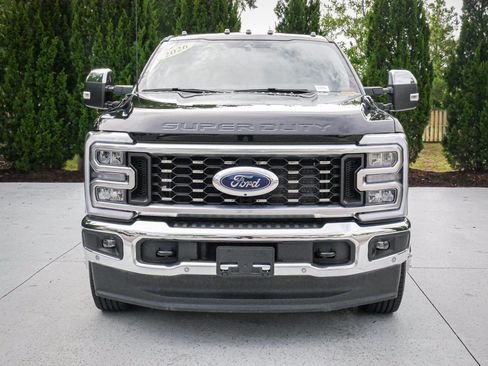 Used 2026 Ford F350 Lariat w/ Lariat Ultimate Package AWD/4WD image 3