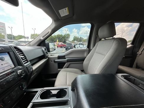 Used 2016 Ford F150 XLT w/ Equipment Group 302A Luxury AWD/4WD image 48
