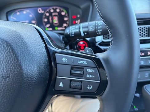 Certified 2025 Honda Civic Sport Touring image 17