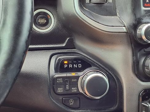 Used 2019 RAM 1500 Big Horn AWD/4WD image 14