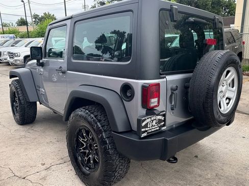 Used 2014 Jeep Wrangler Sport image 5