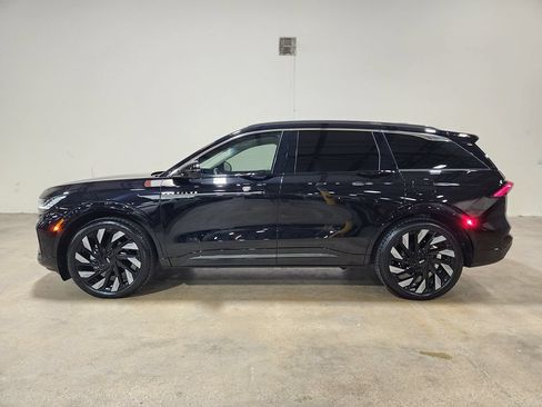 Used 2024 Lincoln Nautilus Black Label w/ Jet Appearance Package (87T) AWD/4WD image 7