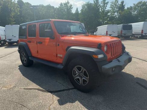 Used 2018 Jeep Wrangler Unlimited Sport S AWD/4WD image 2