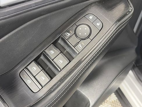 Used 2024 Nissan Rogue SV AWD/4WD image 25