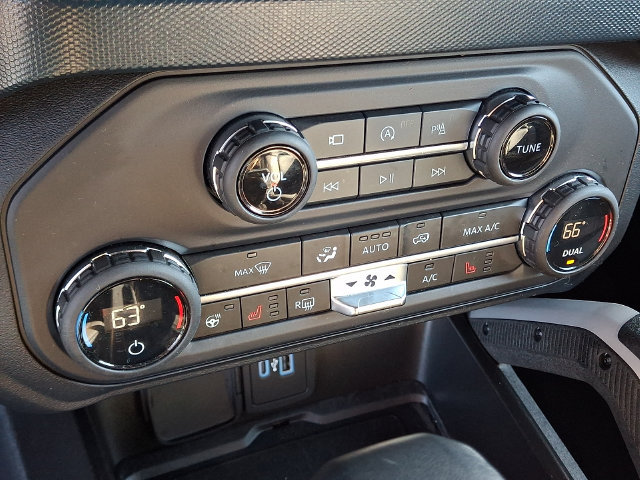 Used 2023 Ford Bronco Outer Banks AWD/4WD image 16