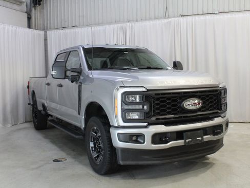 Used 2023 Ford F350 XL w/ STX Appearance Package AWD/4WD image 36